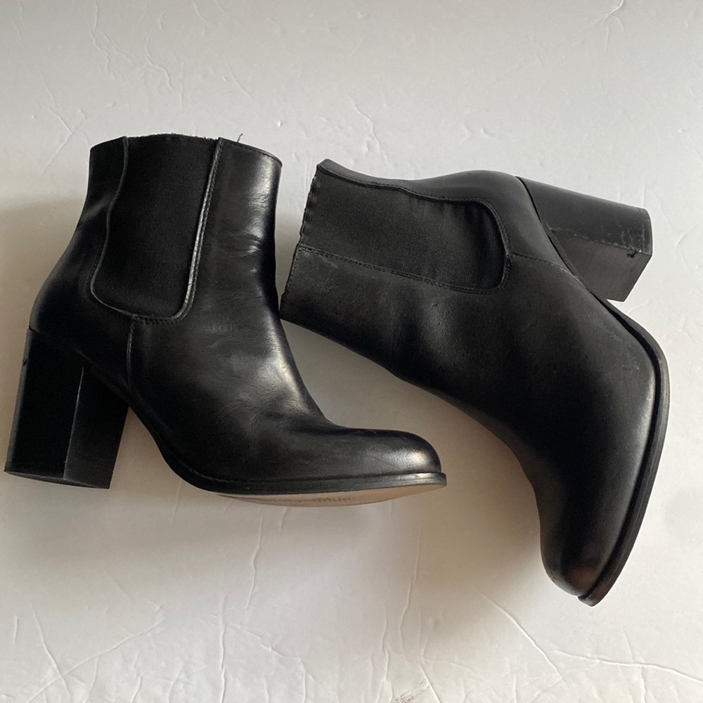 Intentionally Black Leather Ankle Boots size 9